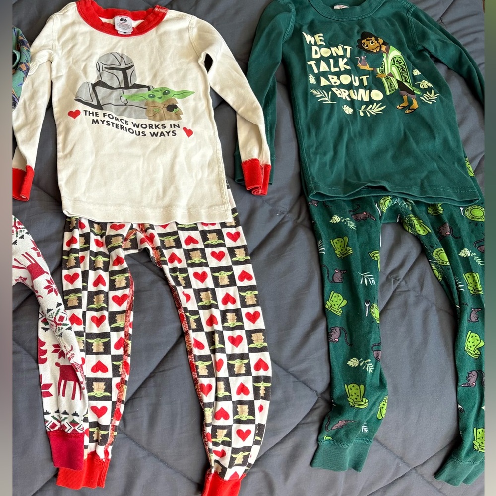 Bundle of 3 - Hanna Andersson 4T Disney Pajamas